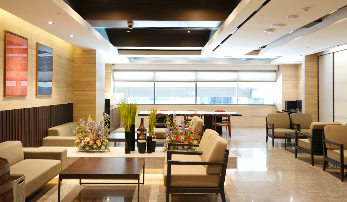 lobby lounge